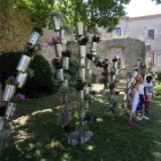 Girona.  60a edició de Temps de Flors, feu fotos d'ambient i d'altres espais, com ara el Modern, que es reobra, i el riu Onyar, que torna a estar guarnit.  1226#Quim Puig