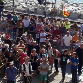 Marató per la Democràcia, a davant de l'Ajuntament de Sant Pol de Mar