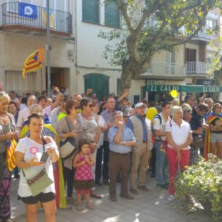 Marató per la Democràcia, davant de l'Ajuntament a la riera d'Arenys de Munt