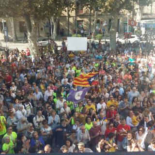 Marató per la Democràcia, davant de l'Ajuntament d'Arenys de Mar