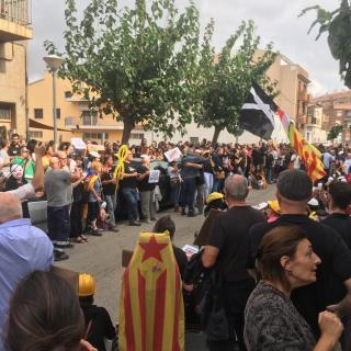 Concentració davant els Jutjats de Figueres