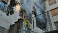 El foc ha cremat completament un segon pis, aquest diumenge a Solsona