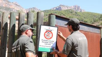 Agents Rurals tanquen l'accés al Parc Natural de la Serra de Montsant