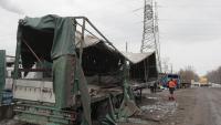 Imatge d'un camió destruït durant els bombardejos de dijous, a Kíiv