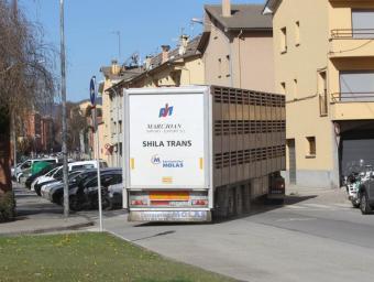 Camió circulant pel barri de Santa Anna de Vic Jordi Puig