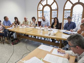 Una sessió plenària de l’Ajuntament de Seva. ERC, que va fer llista per últim cop l’any 2003, no hi té representació Marc Sanyé