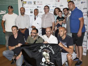 Mingote i Herrera amb la família de Lliçà de Vall i altres persones que donen suport a la iniciativa Josep Villarroya