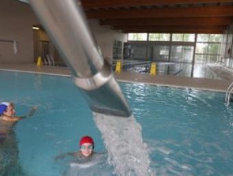 La piscina és un dels equipaments del centre esportiu de la Llagosta GRISELDA ESCRIGAS