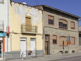 La casa abandonada de l’avinguda Tecla Sala de Roda, que ja ha patit dos despreniments des del setembre Jordi Puig