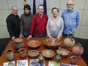 Lluís Vilalta, Rosa Garcia-Marchant, Joan Carles Rodríguez, Dolors Blanch i Josep Masó, oficialitzant la venda Jordi puig