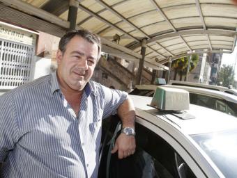 Francisco Beltrán, que fa vuit anys que fa de taxista a Mollet, opta per la C-17, sobretot, quan va sense passatgers Griselda Escrigas