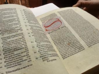 Un incunable del 1476, el més antic del Centre de Lectura Cedida