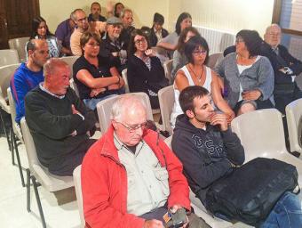 Un moment del ple de dimecres, en què la sala oferia un aspecte inèdit amb pràcticament totes les cadires plenes Xavier Bardolet