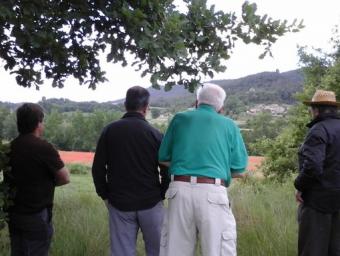 Estudiant les possibilitats del paisatge. D’esquerra a dreta, Jordi Costa, Ramon Puntí, Josep Trilla i Antoni Anglada Gerard Vovelle