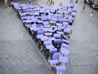 Unes 150 persones van participar a l’assaig de la Via Lliure que es va fer dijous passat a la Porxada Júlia Riu