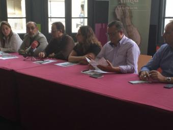 FOTO. Presentació de l’edició d’enguany del FeMAP. D’esquerra a dreta: Elisenda Martí, Nicolàs Viso, Josep Maria Dutrèn, Mònica Garcia, Josep Lara i Joan Solà. 
