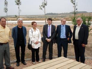  Les autoritats en el moment de la inauguració de l'ampliació de l'abocador.   Consell Comarcal del Segrià. 