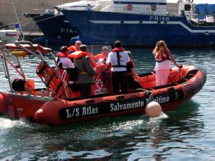  La nova embarcació de salvament marítim pot arribar als 35 nusos de velocitat.   Jordi Marsal. 