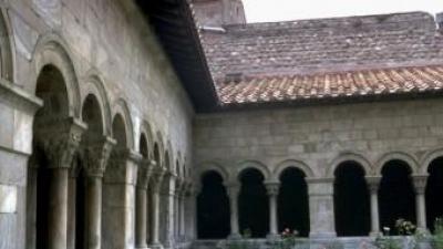 El claustre de la catedral d'Elna, un dels indrets del festival A.R