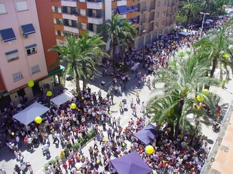 La Festa Major treu la gent als carrers del poble. /  ARXIU
