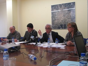 Instant de la roda de premsa posterior a la Comissió Territorial d'Urbanisme de Lleida.