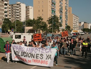 La manifestació de dimecres, la primera que es fa a Badia en una dècada, va aplegar un centenar de persones.  E.A