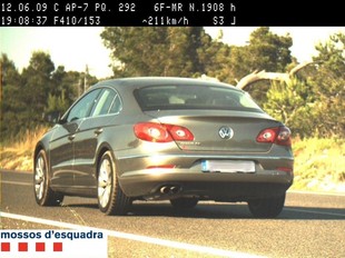 El vehicle infractor que ser detectat per un radar dels Mossos d'Esquadra.  CME