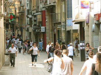 L'Eix del centre de la ciutat concentra actualment la major part de les botigues de Lleida i de l'activitat comercial ARXIU