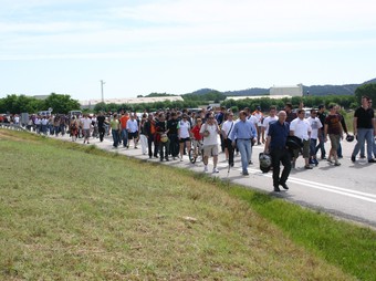 Manifestació de suport, l'estiu passat, als responsables del Circuit la Selva. M. BARRERA