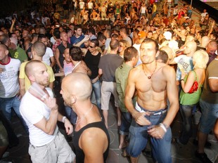 Imatge d'arxiu del festival homosexual «Loveball» celebrat a Barcelona. G. MASSANA