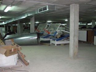 L'aparcament soterrat del Pavelló de l'Oli es va construir el 2006, però no s'ha utilitzat mai.