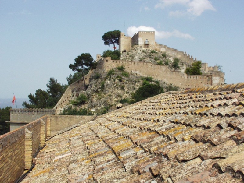 Imatge del castell menor de Xàtiva, lloc de visita de l'Escola d'Estiu. ARXIU