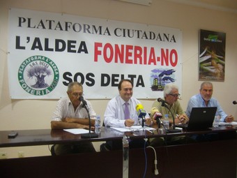 José Falcó, Manel Sánchez, Miquel Aula i Ramon Carles, portaveus de la plataforma.  L.M