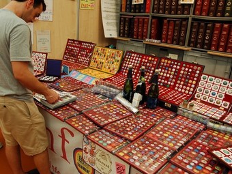 No faltarà una trobada de col·leccionistes de plaques de cava.  FOTO CEDIDA PER PERE CARRERAS