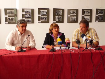 Albet, Romero i Rodríguez, ahir al matí durant una roda de premsa al Centre Social .  M.L