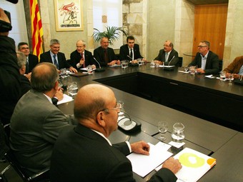 Sindicats i patronals de l'Ebre es van reunir amb Montilla el novembre del 2009.  A. PUIG