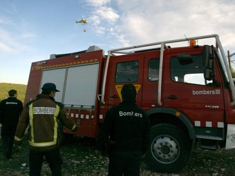 Un foc va cremar ahir 2 hectàrees a Tarragona.  J. FERNÀNDEZ