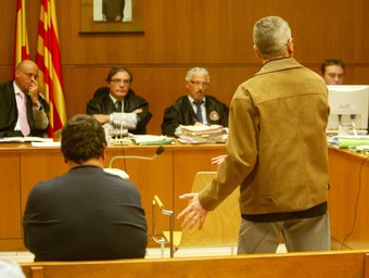 Els dos condemnats durant el judici celebrat a l'Audiència, el novembre passat.  QUIM PUIG