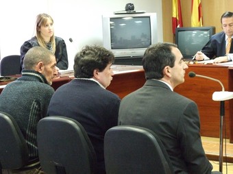 D'esquerra a dreta, Antoni o Masdeu, Daniel López i Juan Carlos Molinero. /  FIDEL BALÉS