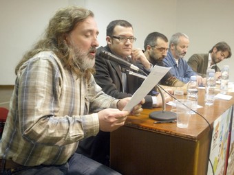 Oriol Pujol, al fons, ahir en l'acte central de Constantí.  J.F