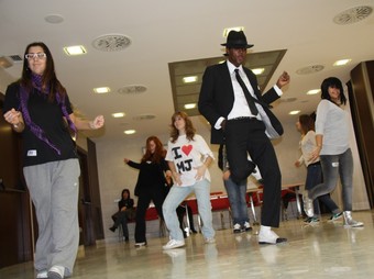 Alguns dels ballarins preseleccionats per participar en el musical sobre Michael Jackson. XAVIER PI / ACN