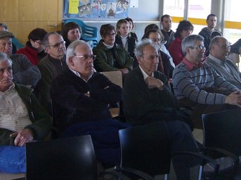 Un moment de la sessió informativa a Sant Jordi Desvalls.  R. E