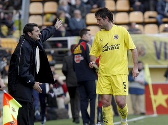 Valverde, en el seu darrer partit al Vila-real.  EFE