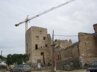Les obres han de servir per recuperar part de l'estat original del castell.  A. ESTALLO