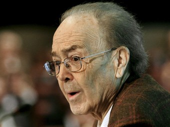 José Vidal-Beneyto en una imatge d'arxiu de 2006. /  EFE