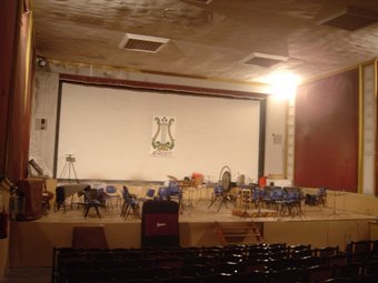 Estat dels locals denunciats del Cinema Cervantes de Ròtova. A.MARTÍNEZ