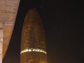 La torre Agbar apaga les llums en l'hota del Planeta ACN/ ARXIU