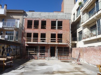L'estat actual de l'edifici de l'AVAN al carrer Estrella, des del pati.  M.C.B