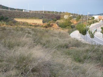 El geriàtric de Montgat s'hauria de construir a la ronda 8 de Març, just a sota de l'autopista C-31. J.G.N