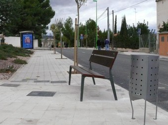 Traçat de l'avinguda de les Delícies amb el seu mobiliari urbà. /  ARXIU